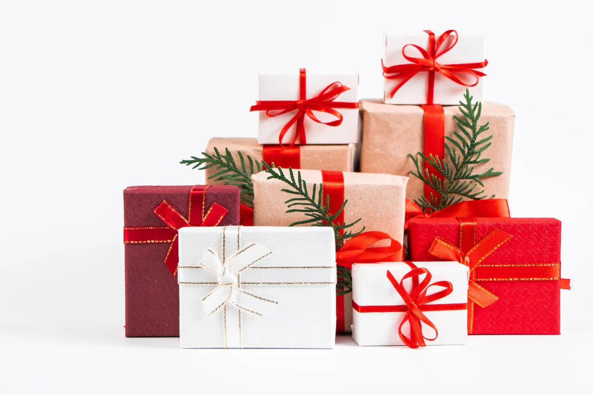 Top Tips for Shipping Christmas Gifts