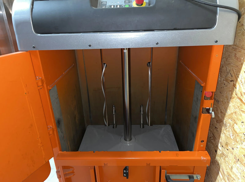 ORWAK Compact 3110 Baler for Cardboard and Plastic