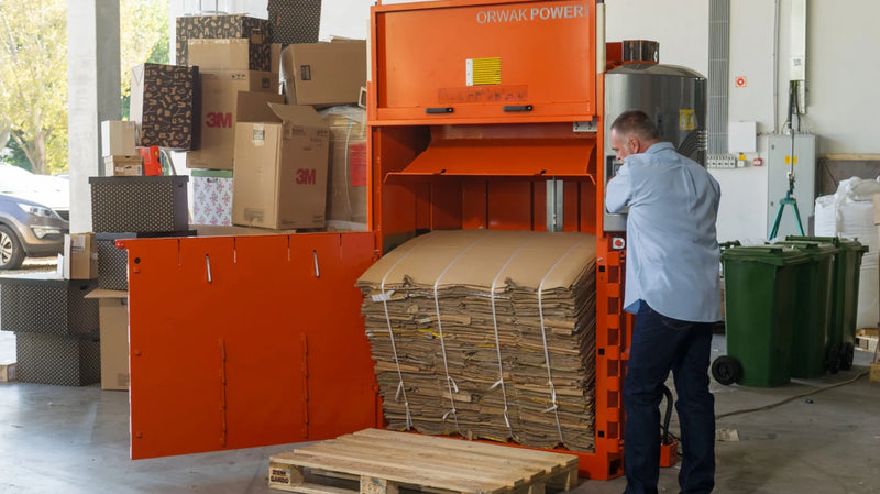 ORWAK Power 3420 Baler for Cardboard and Plastic