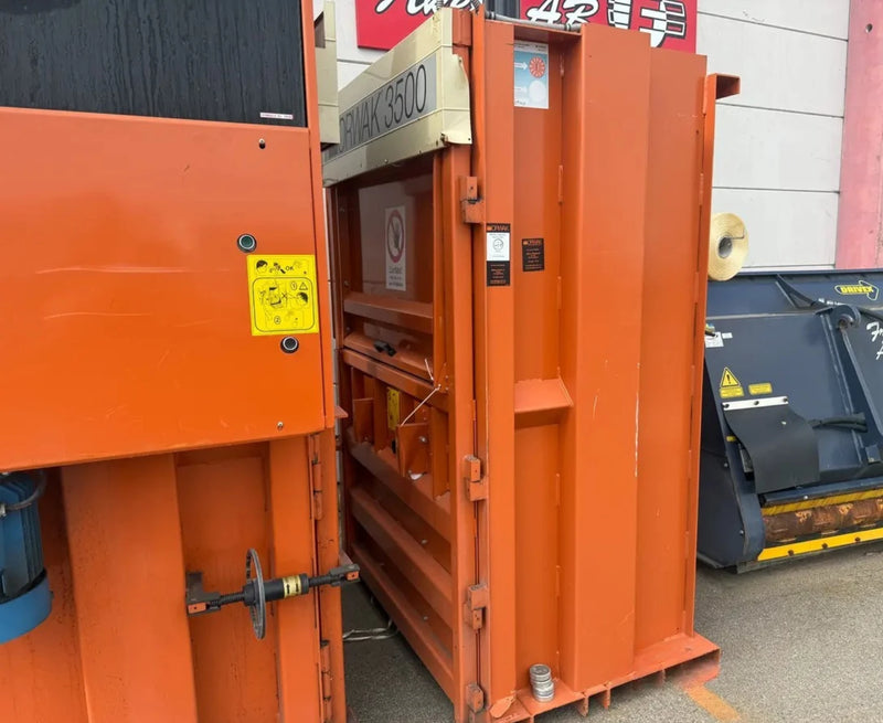 ORWAK Power 3500 Baler for Cardboard and Plastic