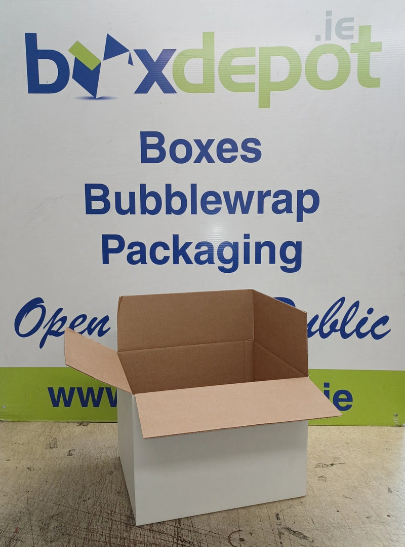 Small Single Wall Cardboard Box - Pre-loved!
